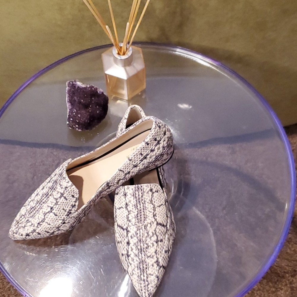 Cole Haan - Flat Shoe - Picture 2 of 9